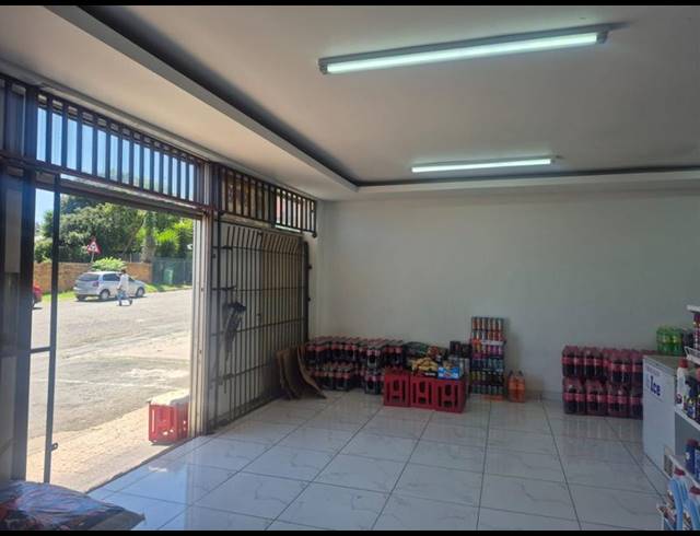 BUSINESS FOR SALE IN FAIRLAND